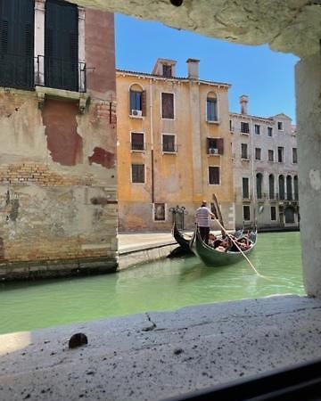 San Marco Apartment With Canal View Venedig Eksteriør billede