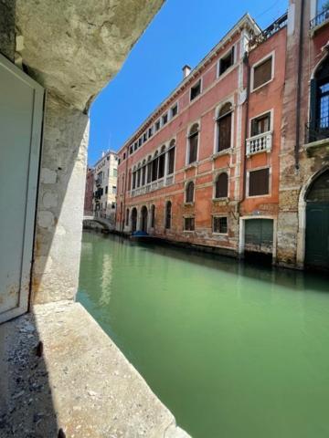 San Marco Apartment With Canal View Venedig Eksteriør billede