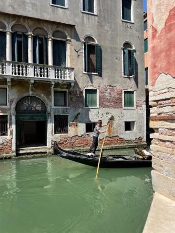 San Marco Apartment With Canal View Venedig Eksteriør billede